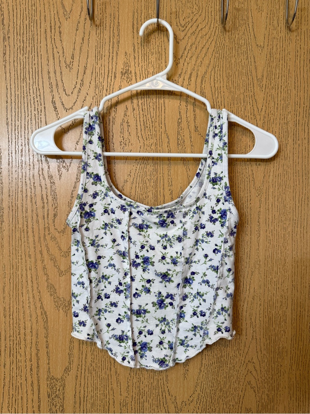 Floral Scoop Neck White Tank Top with Purple Print